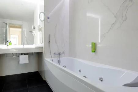 Splendid & Spa Nice - 75