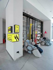 Hampton by Hilton Dubai Al Seef - 66