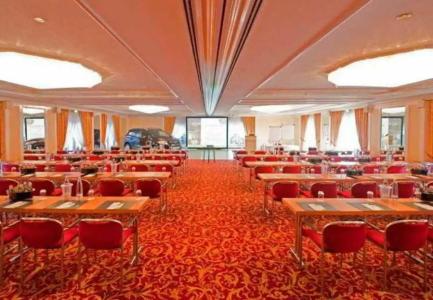 Courtyard by Marriott Hamburg Airport - 75