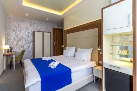 Privilege Suites by Central Park - 34