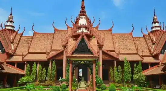 Golden House International - 0