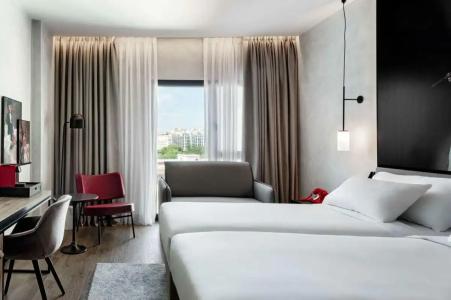 Radisson RED Madrid - 59