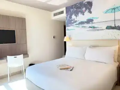 Travelodge Pattaya - 44