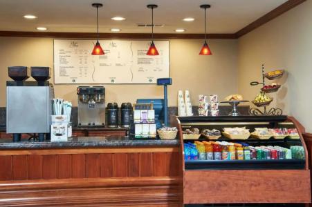 DoubleTree by Hilton Fresno Convention Center - 54