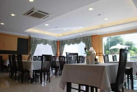 Metro Point Bangkok - 76