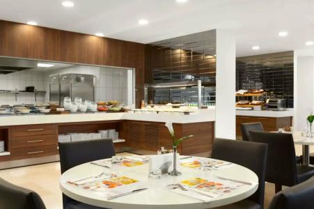 Ramada Encore Istanbul Kartal - 54
