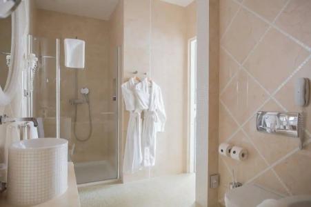 Telegraaf, Autograph Collection - 76