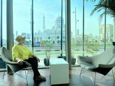 Ibis Styles Dubai Jumeira - 38
