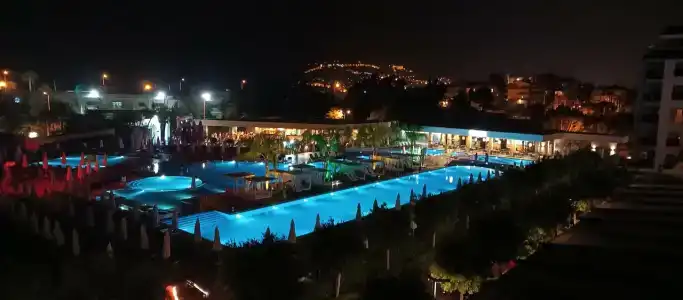 Green Garden Resort & Spa - 8