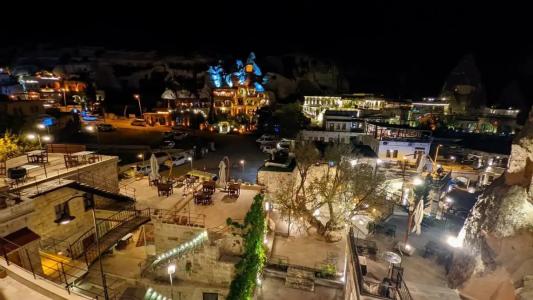 Elegance Cave Suites & Restaurant - 78