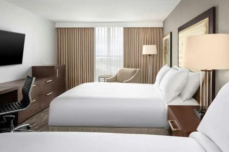 Hilton Kansas City Airport - 51