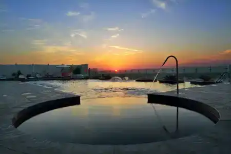 The Tower Plaza Dubai - 4