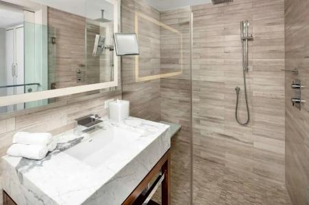 Hilton Club The Quin New York - 95