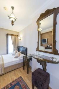 Naz Wooden House Inn - 72