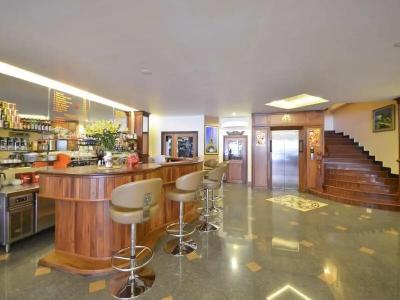 Golden House International - 60