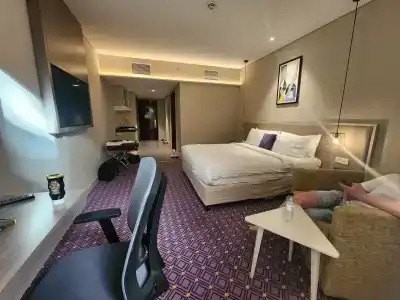 Leva and Suites, Mazaya Centre - 57