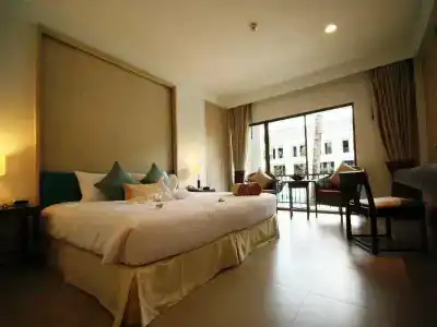 Sawaddi Patong Resort & Spa by Tolani - SHA Extra Plus - 17