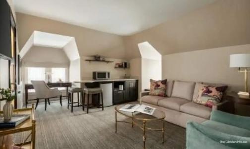 The Glidden House - 90