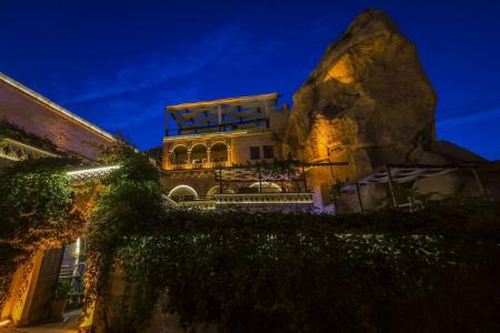 Roma Cave Suite - 15