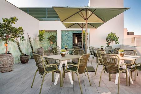 Palacio Santa Clara, Autograph Collection - 39