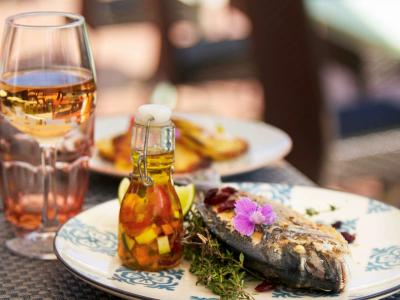 ibis Thalassa Hyeres Plage - 93