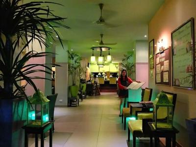 Momento Resort - 9