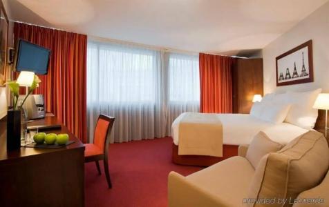 Mercure Paris Gare Montparnasse TGV - 71