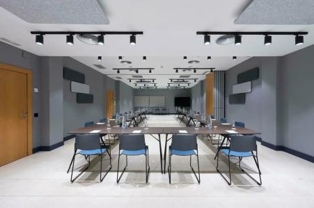 Catalonia La Maquinista - 68