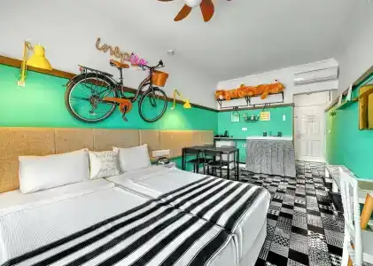 Anjeliq Downtown - 86