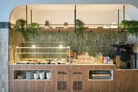 Catalonia La Maquinista - 3