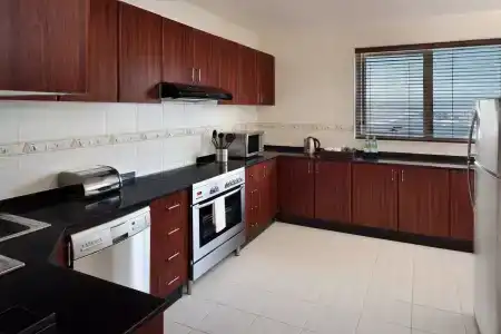 Dubai Marriott Harbour And Suites - 18