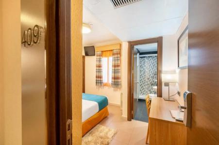 Hostal Ballesta - 43