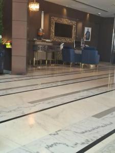 Montreal Barsha - 52