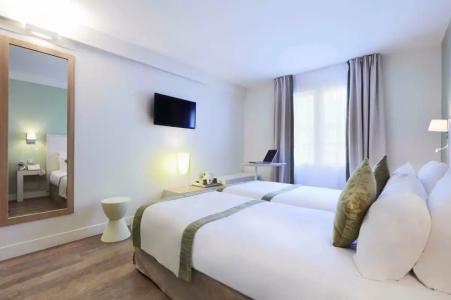 Kyriad Paris 18 - Porte de Clignancourt - Montmartre - 89