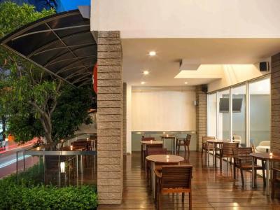 ibis Bangkok Sathorn - 13