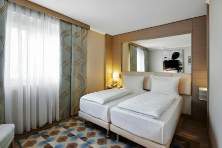 TITANIC Comfort Mitte - 80