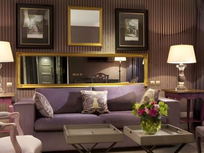 La Maison Favart - 71