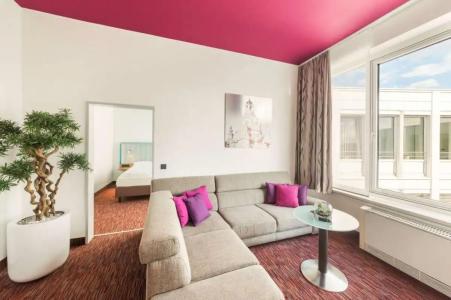 Park Inn by Radisson Dresden - 10