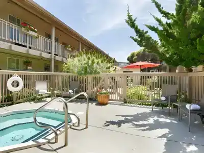 Boutique Trevi - 6