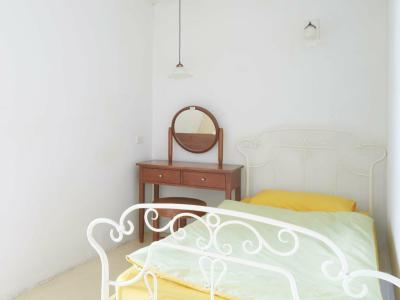 Roof View Place - 74