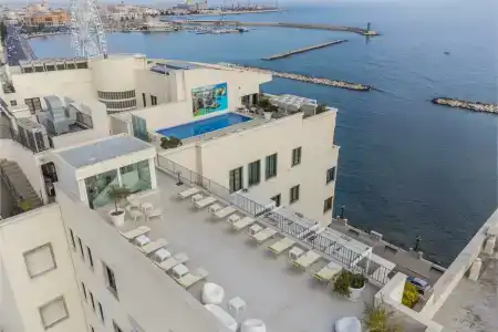 iH Grande Albergo Delle Nazioni - 10