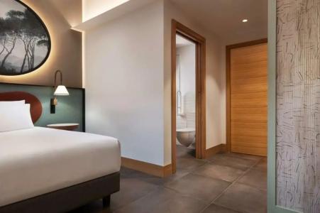 Best Western Plus Spring House - 41