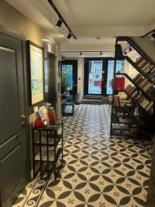 BRONTE - 52