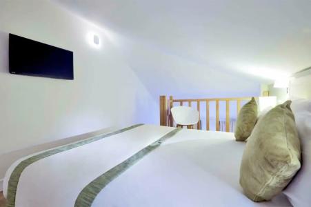 Kyriad Paris 18 - Porte de Clignancourt - Montmartre - 96