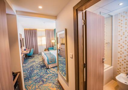 MENA Plaza Albarsha At The Mall - 76