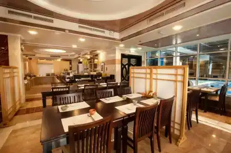 Golden Tulip Media - 49