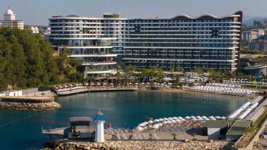 Mylome Luxury & Resort