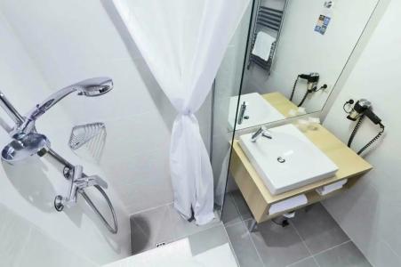 Kyriad Paris 18 - Porte de Clignancourt - Montmartre - 27