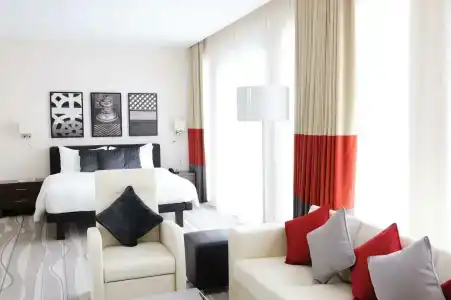 Staybridge Suites Yas Island Abu Dhabi, an IHG - 2