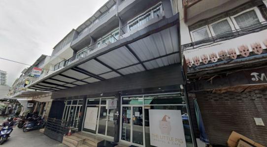 The Little Pig Sukhumvit - 12